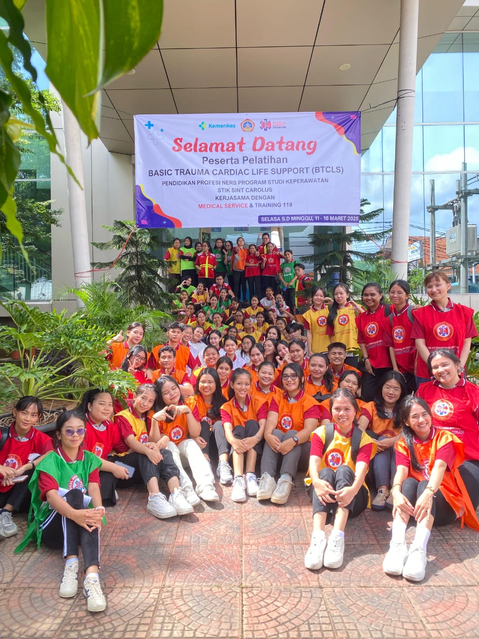 Pelatihan Basic Trauma Cardiac Life Support (BTCLS) bersama Medical Service Training (MST) 119.